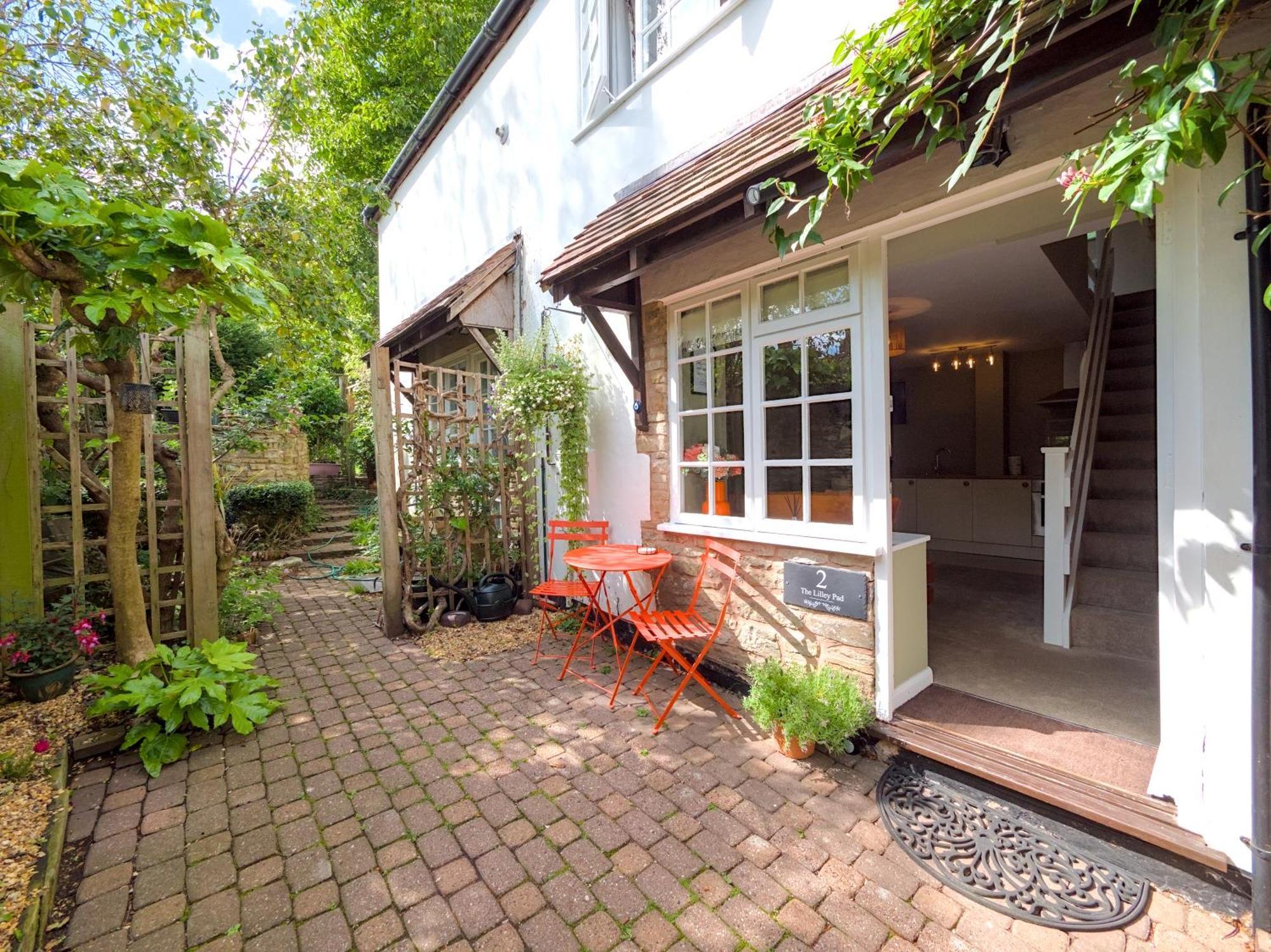 The Lilley Pad In Ludlow Cosy, Central, Perfect For Couples, Netflix & Parking Permit מראה חיצוני תמונה